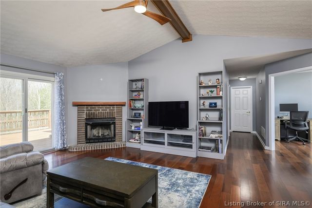 3221 Cummins Road, Borden, IN 47106