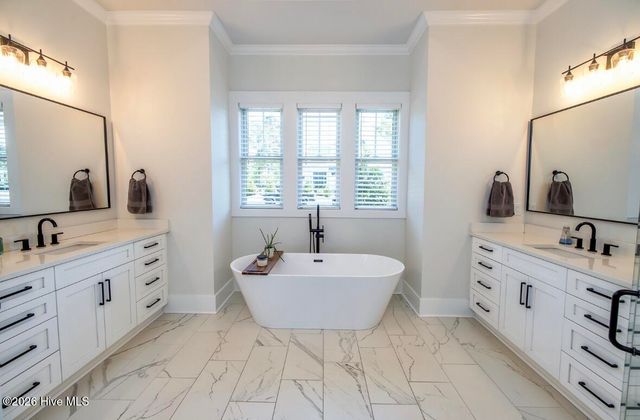 9274 Fallen Pear Lane NE, Leland, NC 28451