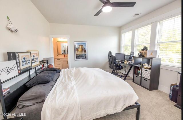 9274 Fallen Pear Lane NE, Leland, NC 28451