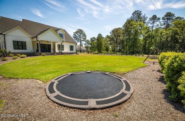 9274 Fallen Pear Lane NE, Leland, NC 28451
