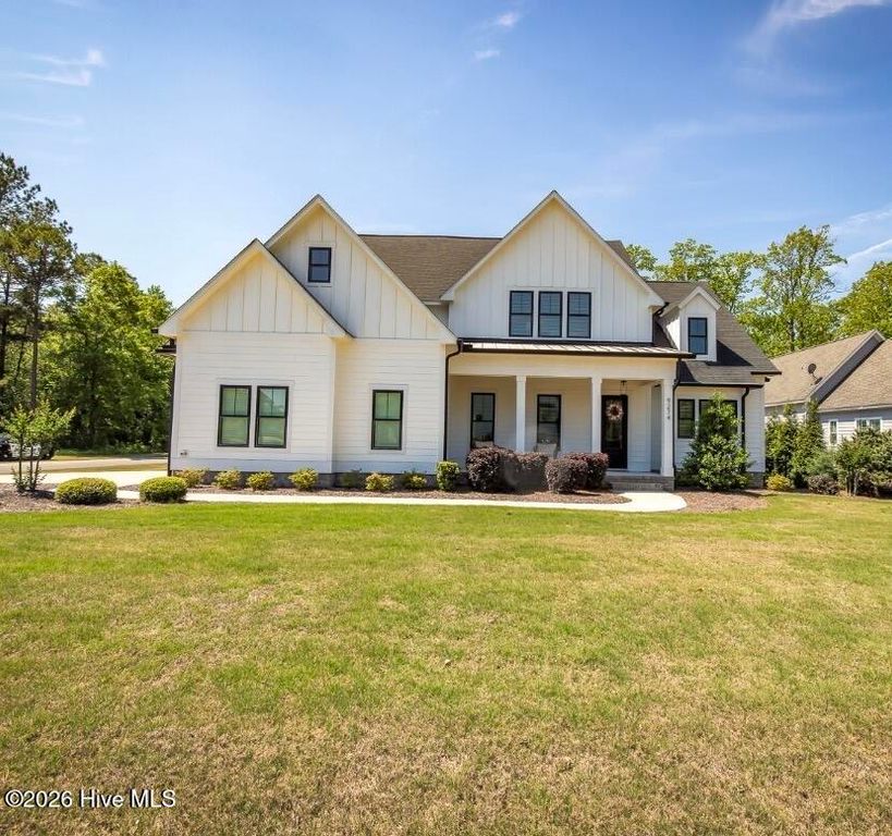 9274 Fallen Pear Lane NE, Leland, NC 28451