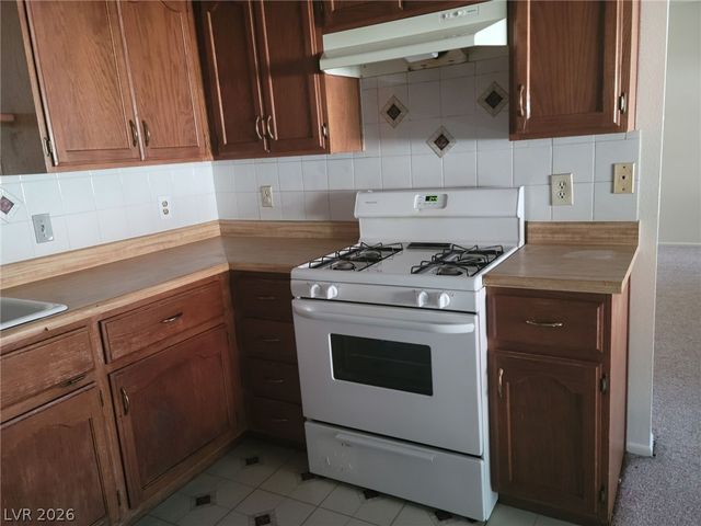 6663 West Tropicana Avenue 202, Las Vegas, NV 89103