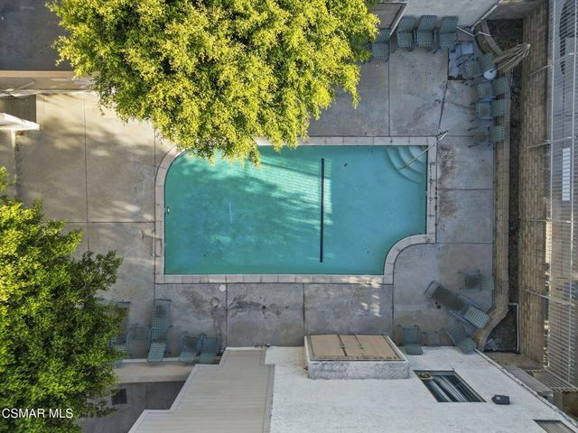 7240 Shirley Avenue 103, Reseda, CA 91335