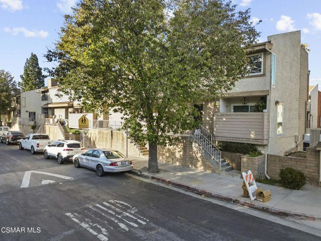 7240 Shirley Avenue 103, Reseda, CA 91335