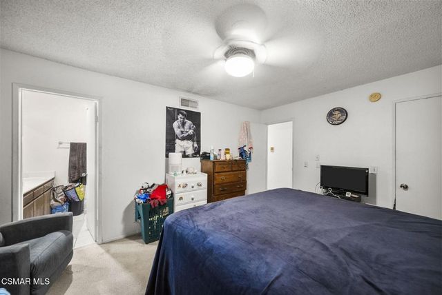 7240 Shirley Avenue 103, Reseda, CA 91335