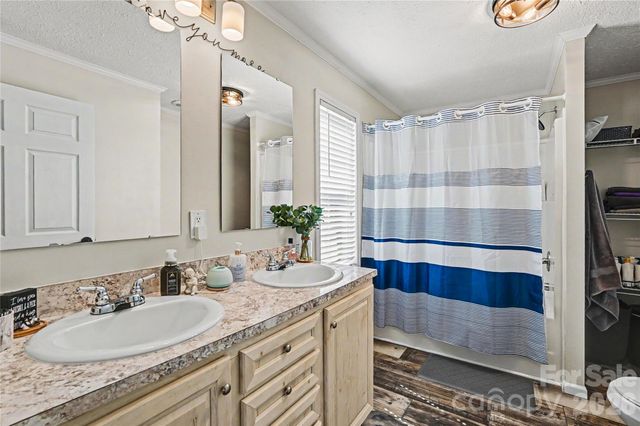 2843 Hopewell Church Road, Sherrills Ford, NC 28673