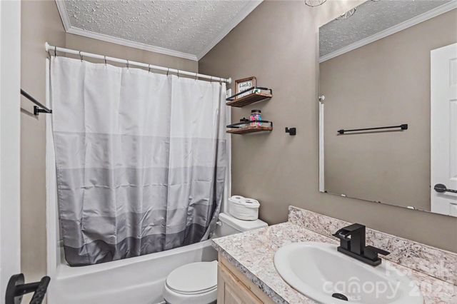 2843 Hopewell Church Road, Sherrills Ford, NC 28673