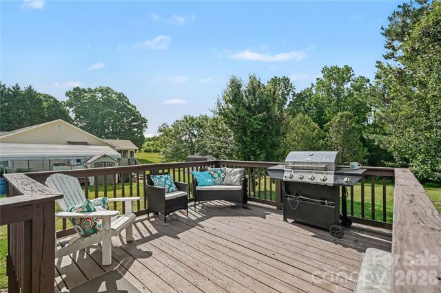 2843 Hopewell Church Road, Sherrills Ford, NC 28673