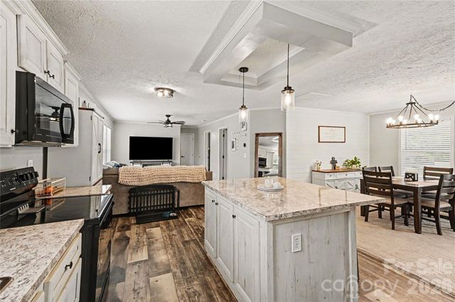 2843 Hopewell Church Road, Sherrills Ford, NC 28673