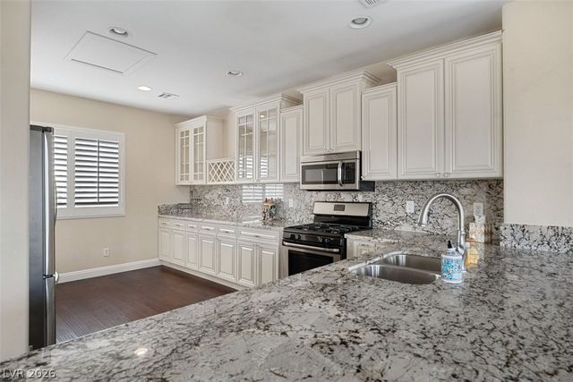 9865 Lime Tree Street, Las Vegas, NV 89178