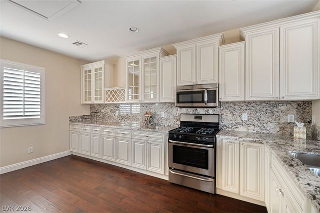 9865 Lime Tree Street, Las Vegas, NV 89178