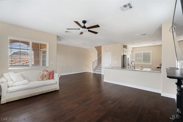 9865 Lime Tree Street, Las Vegas, NV 89178