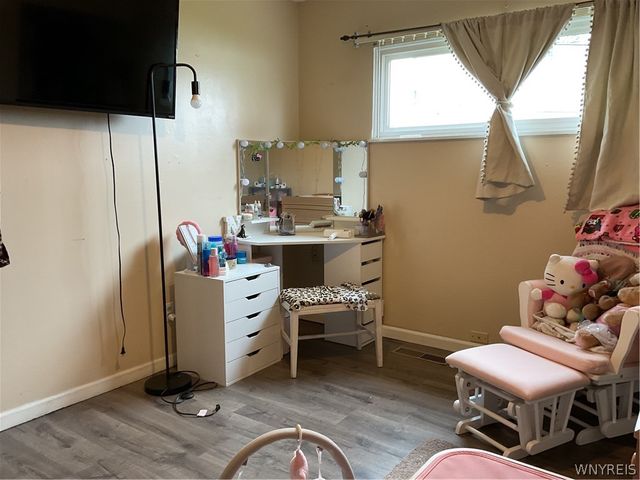 28 Nicholas Drive North, Tonawanda, NY 14150