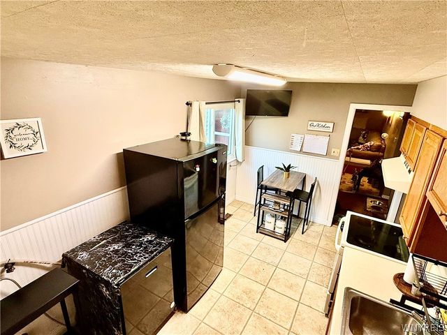 28 Nicholas Drive North, Tonawanda, NY 14150