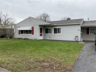 28 Nicholas Drive North, Tonawanda, NY 14150