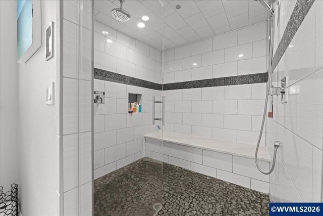 17465 S Abiqua Rd NE, Silverton, OR 97381