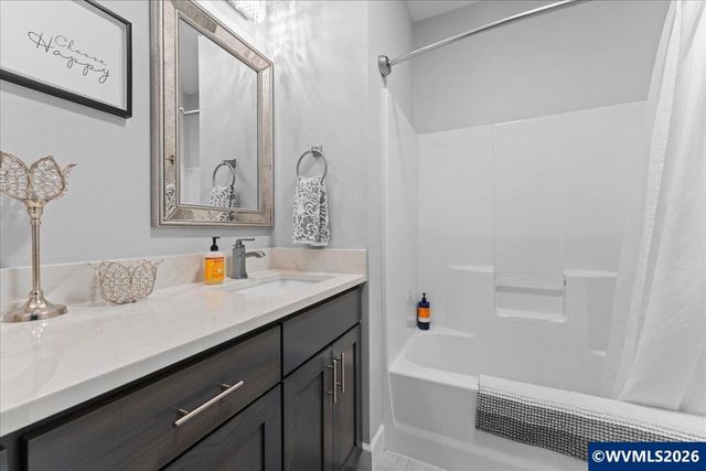 17465 S Abiqua Rd NE, Silverton, OR 97381