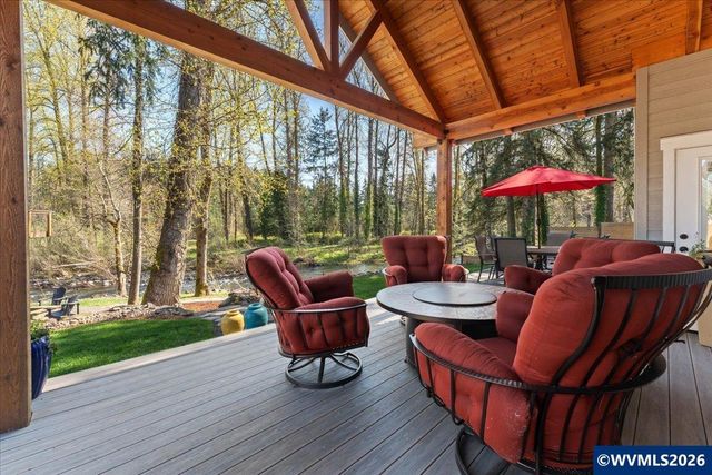 17465 S Abiqua Rd NE, Silverton, OR 97381