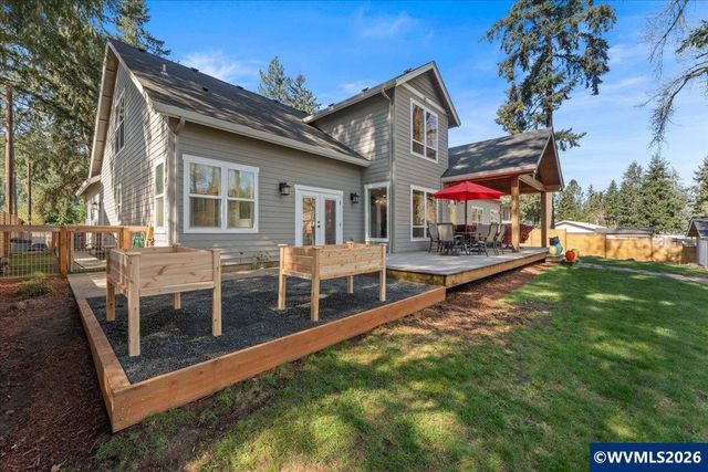 17465 S Abiqua Rd NE, Silverton, OR 97381