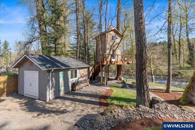 17465 S Abiqua Rd NE, Silverton, OR 97381