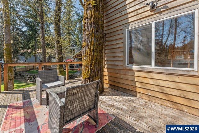 17465 S Abiqua Rd NE, Silverton, OR 97381