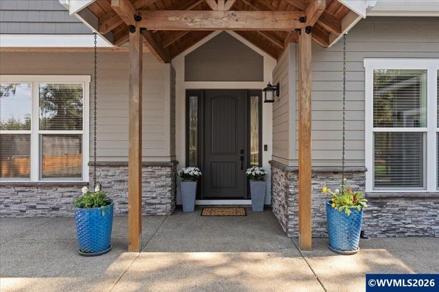 17465 S Abiqua Rd NE, Silverton, OR 97381