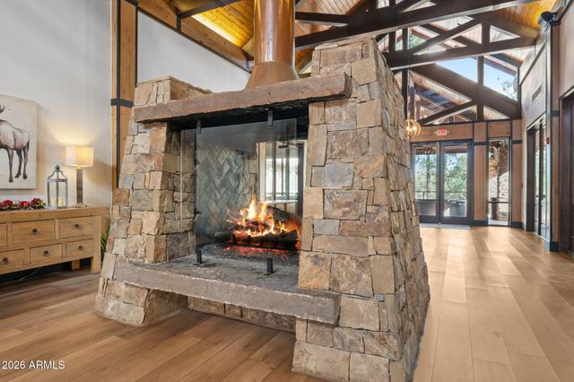 4651 W WHITE OAK Lane, Show Low, AZ 85901