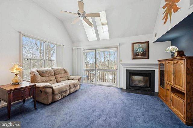 419 DERRY DR, Aston, PA 19014