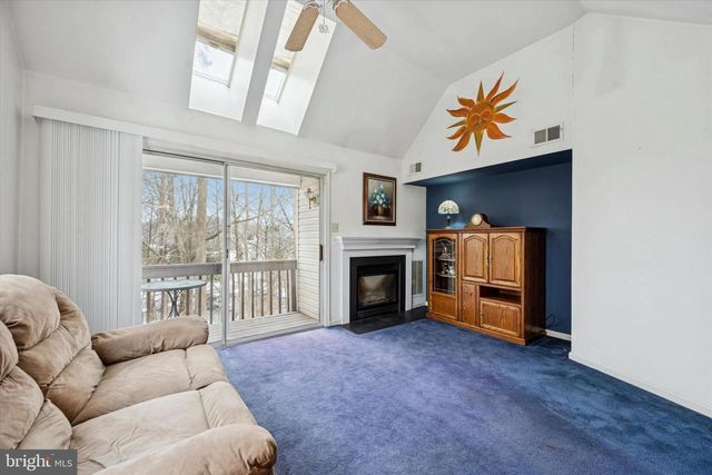 419 DERRY DR, Aston, PA 19014