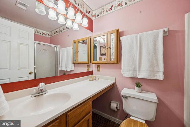 419 DERRY DR, Aston, PA 19014