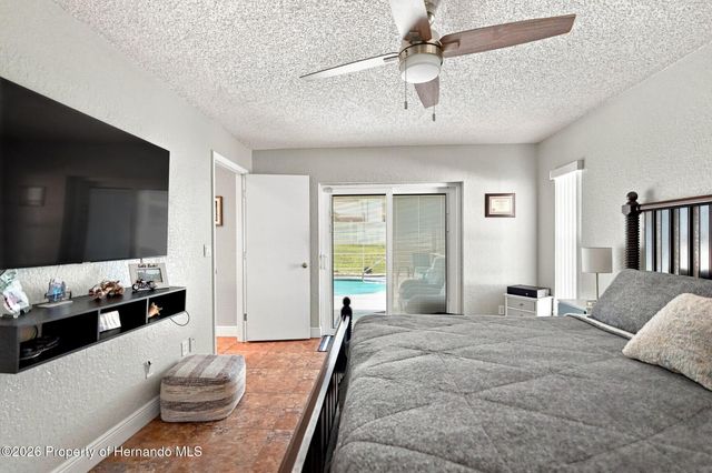 10381 Flag Road, Spring Hill, FL 34608