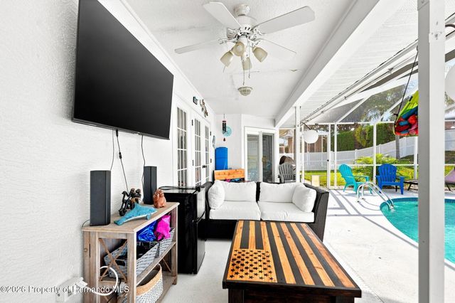 10381 Flag Road, Spring Hill, FL 34608