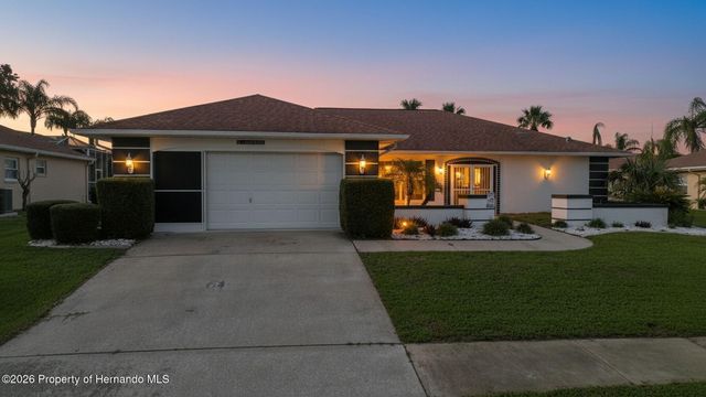 10381 Flag Road, Spring Hill, FL 34608