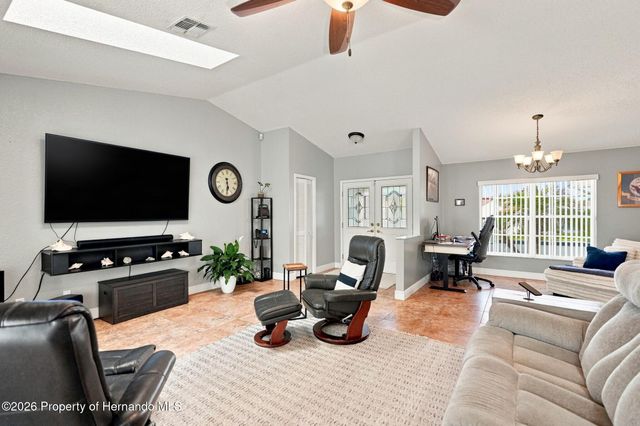 10381 Flag Road, Spring Hill, FL 34608