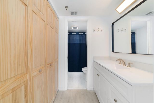 896 N Federal Highway 530, Lantana, FL 33462