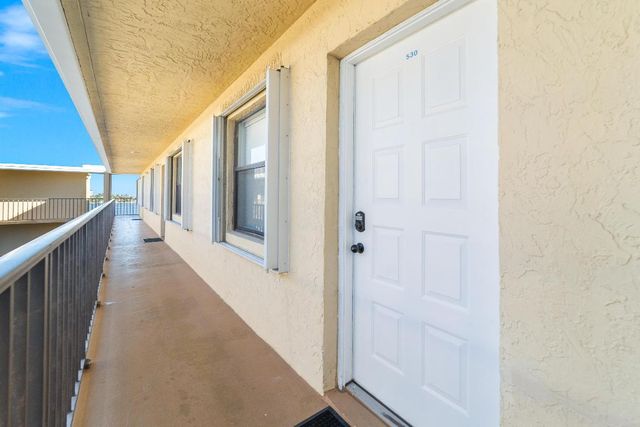 896 N Federal Highway 530, Lantana, FL 33462