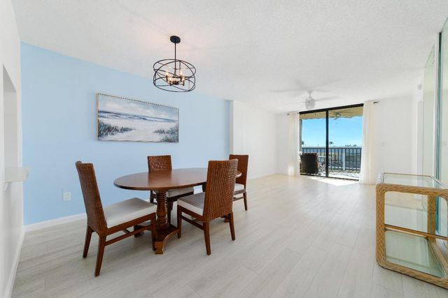 896 N Federal Highway 530, Lantana, FL 33462