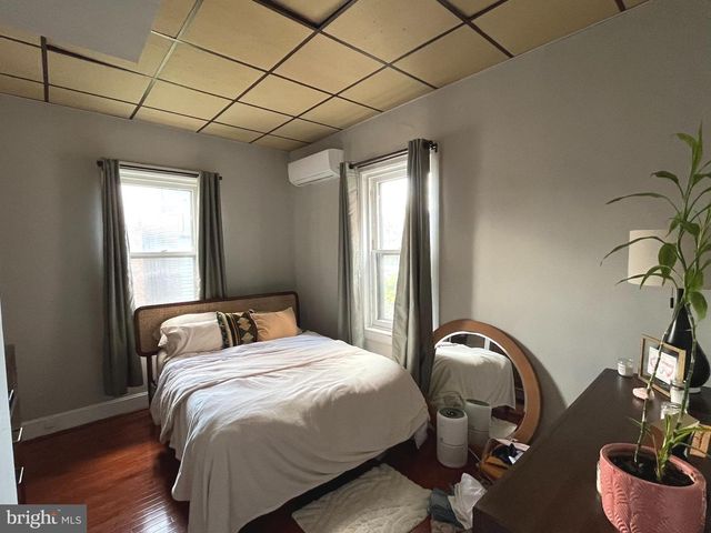 1315 S BROAD ST, Philadelphia, PA 19147