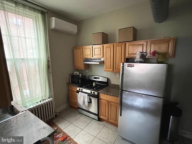 1315 S BROAD ST, Philadelphia, PA 19147