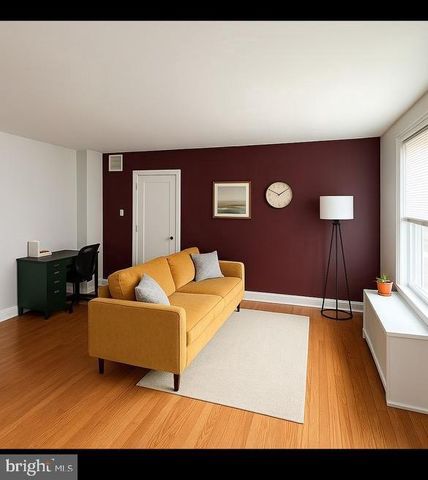 1315 S BROAD ST, Philadelphia, PA 19147