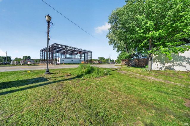 16974 Douglas Road, Mishawaka, IN 46545