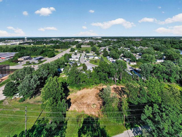 16974 Douglas Road, Mishawaka, IN 46545