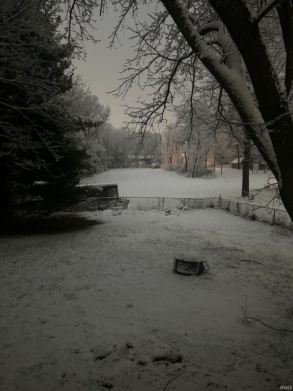 16974 Douglas Road, Mishawaka, IN 46545