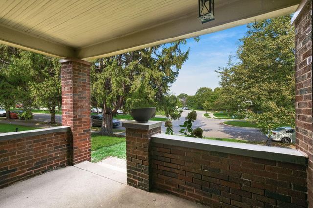 1111 Northwest Boulevard, Columbus, OH 43212