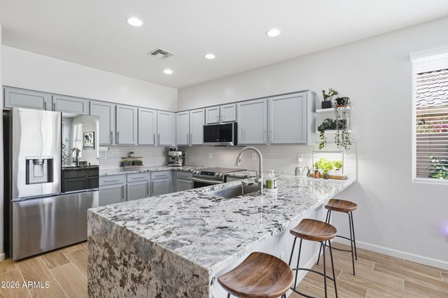 5409 W STRAIGHT ARROW Lane, Phoenix, AZ 85083