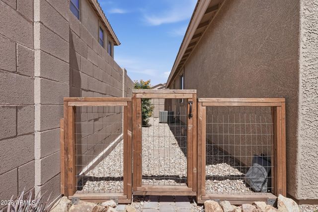 5409 W STRAIGHT ARROW Lane, Phoenix, AZ 85083