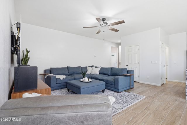 5409 W STRAIGHT ARROW Lane, Phoenix, AZ 85083