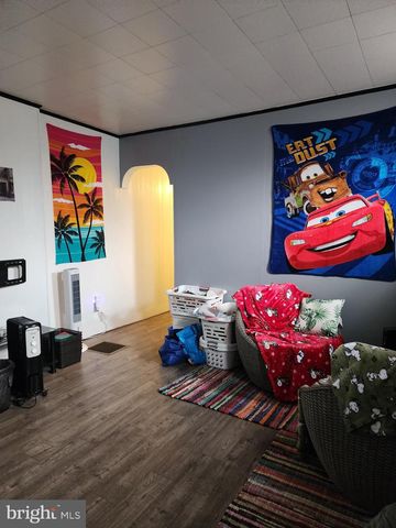 902 OHIO AVE, Trenton, NJ 08638