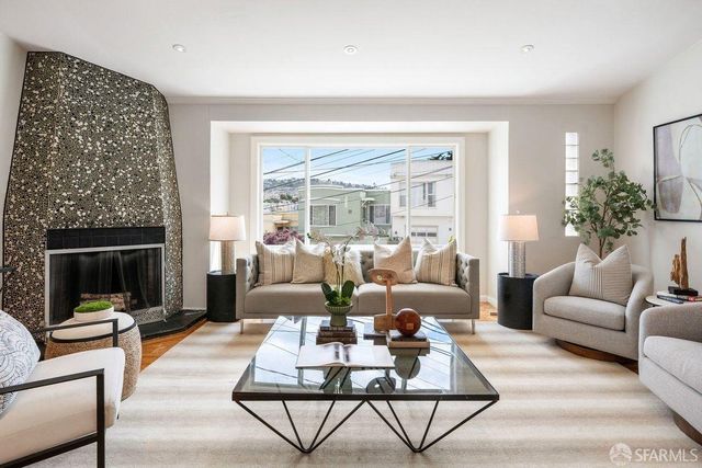 246 Ottawa Avenue, San Francisco, CA 94112
