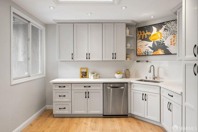 246 Ottawa Avenue, San Francisco, CA 94112